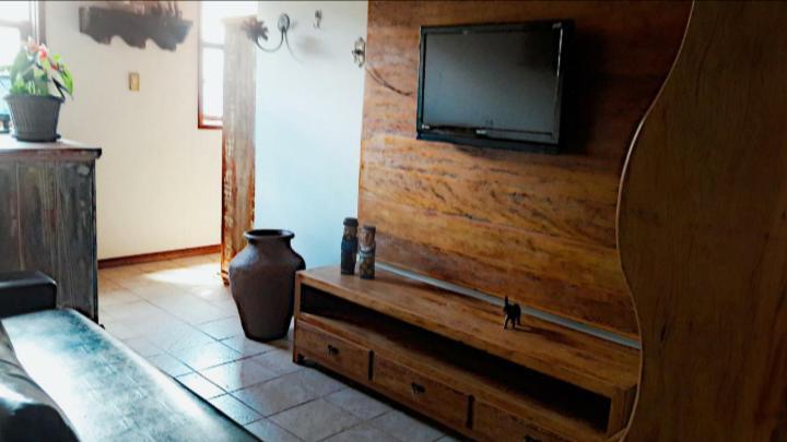 Hospedaria E Hostel Da Deia Оро Прето Екстериор снимка