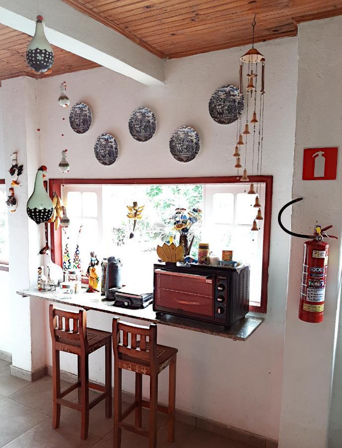 Hospedaria E Hostel Da Deia Оро Прето Екстериор снимка