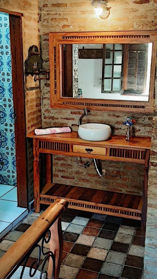 Hospedaria E Hostel Da Deia Оро Прето Екстериор снимка